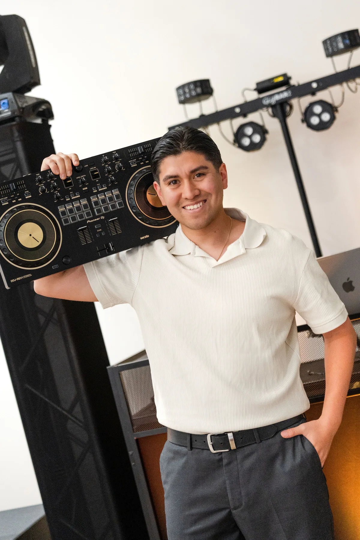 DJ Foca with professional DJ equipment